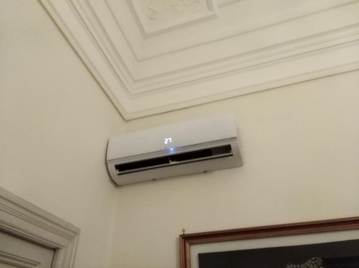 L'Oasi Di Sofia Appartamento Turistico Etnea Cavour Bellini CTA Exteriör bild